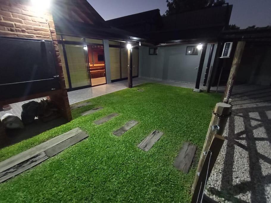 Escala Ezeiza Loft Con Desayuno Apartamento Luis Guillon Exterior foto