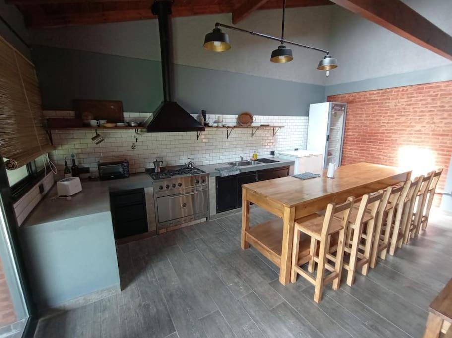 Escala Ezeiza Loft Con Desayuno Apartamento Luis Guillon Exterior foto