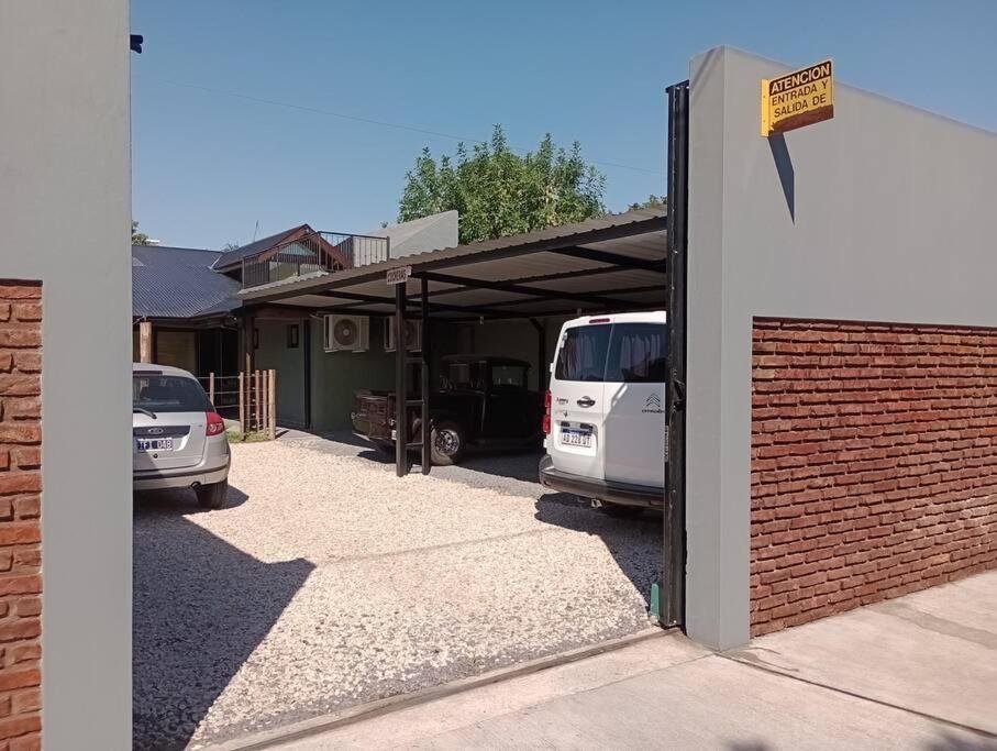 Escala Ezeiza Loft Con Desayuno Apartamento Luis Guillon Exterior foto